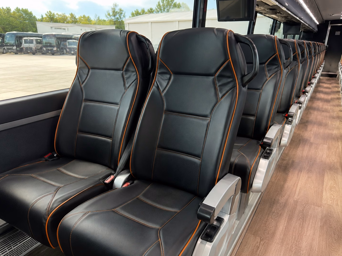 book your amarillo prom bus before the calendar fills up