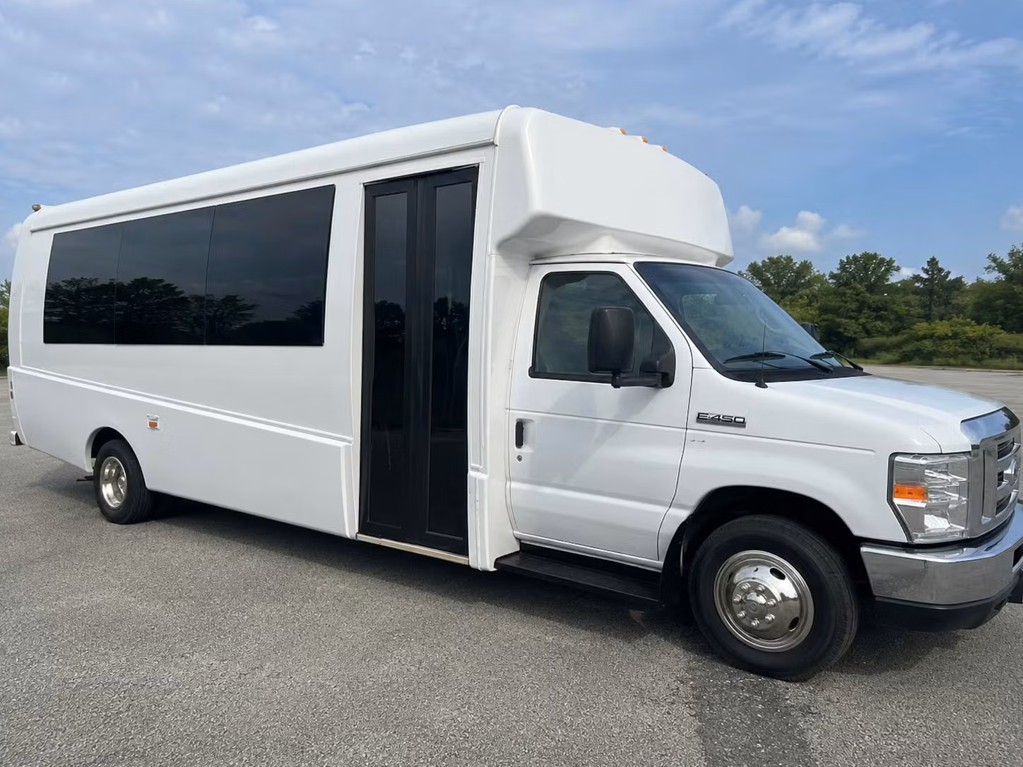 party buses for amarillo prom night that make the ride the best part